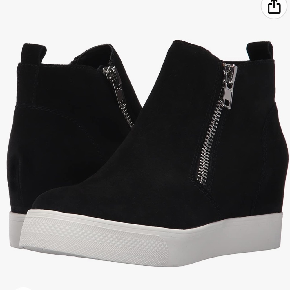 Steve Madden wedgie sneaker with zipper size 7